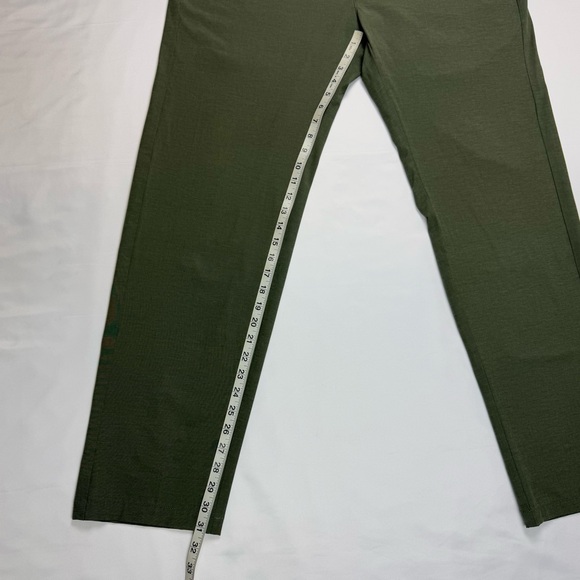 Linksoul Mens 5 Pocket Boardwalker Golf Pants 40 x 31 Olive Tapered Stretch B1 - Picture 8 of 9